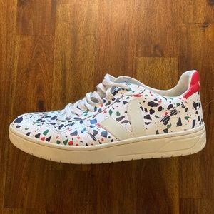 VEJA V10 - Terrazzo Pierre Pekin (Size 43/US 10M)